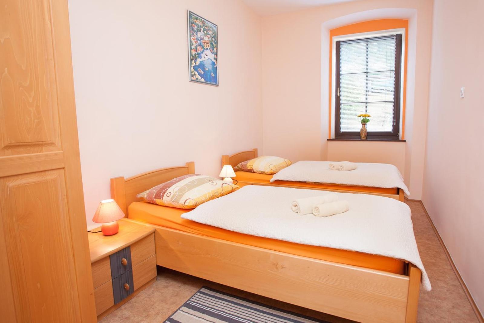 Apartma Na Starem Placu Idrija Exterior photo