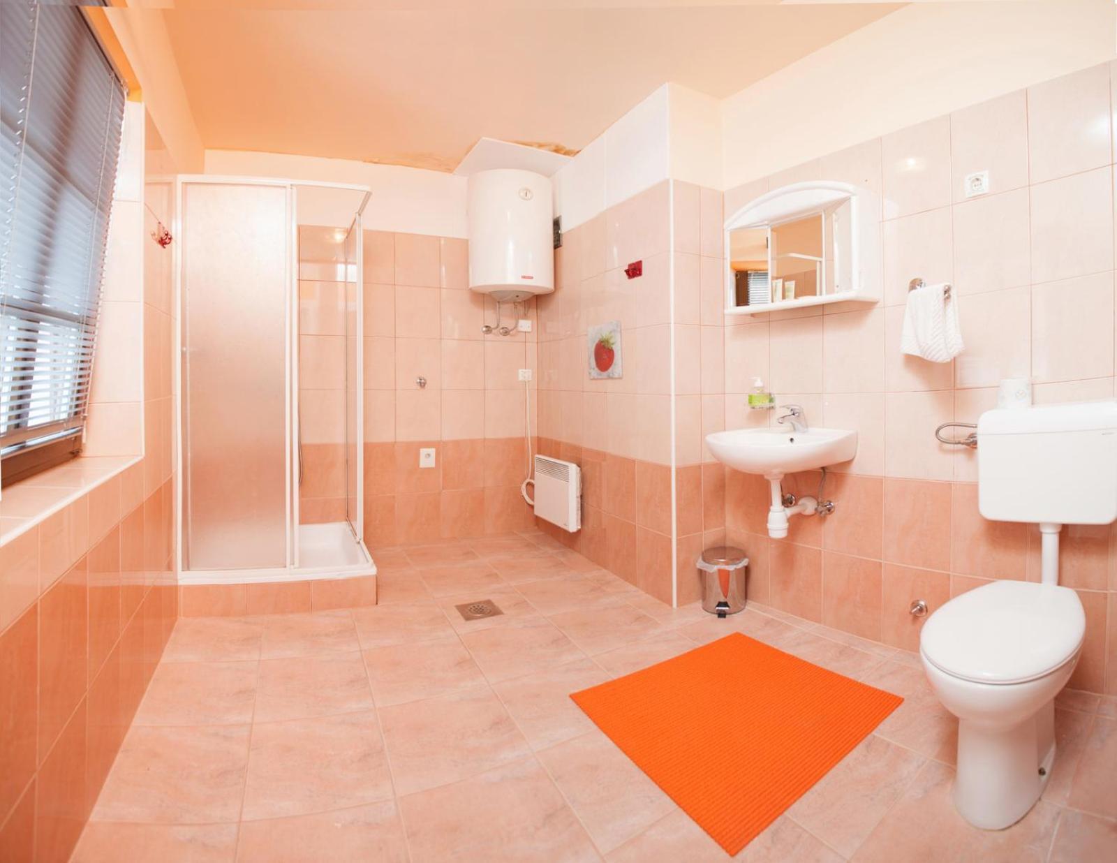 Apartma Na Starem Placu Idrija Exterior photo