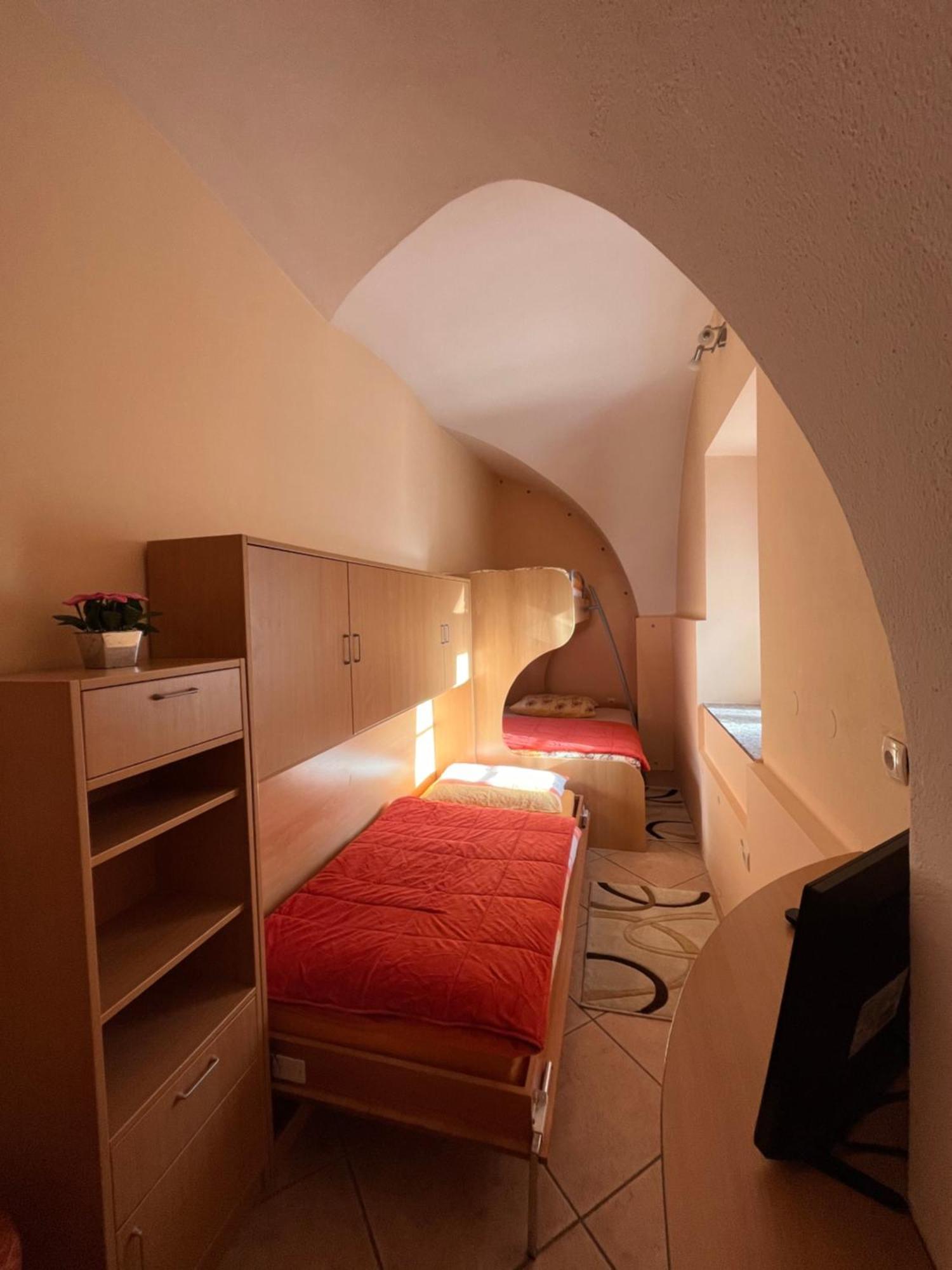 Apartma Na Starem Placu Idrija Exterior photo
