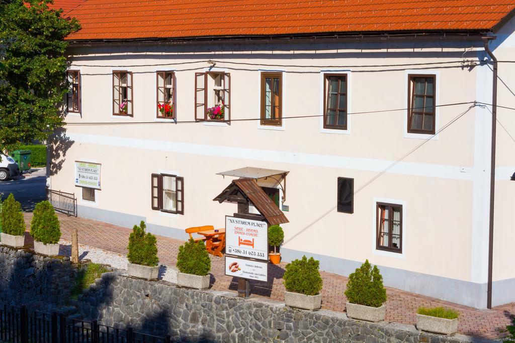 Apartma Na Starem Placu Idrija Exterior photo
